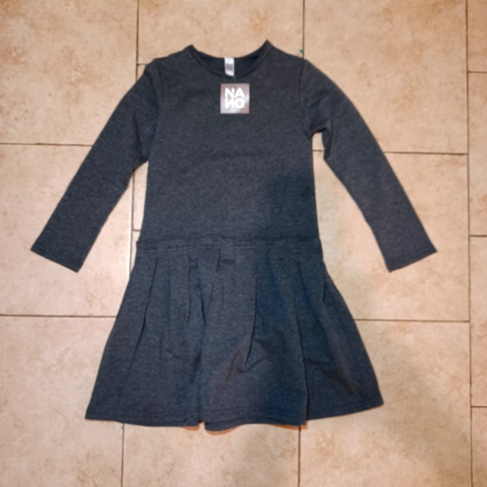 NAИО size 6 Long Sleeve Skater dress